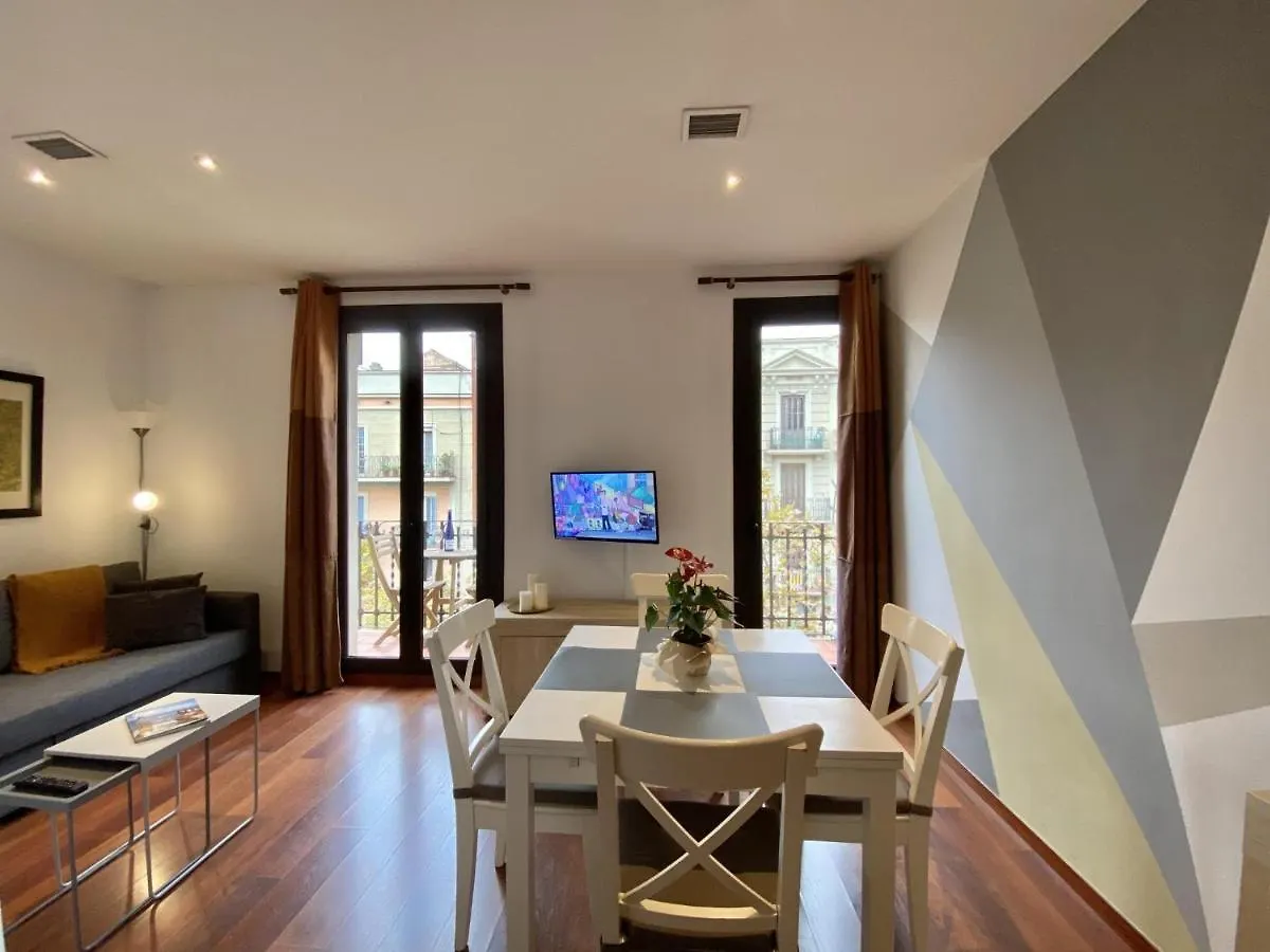 Sagrada Familia Apartment Barcelona 0*,